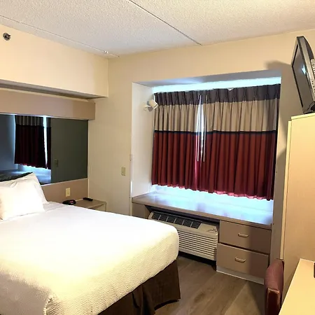 Microtel Inn & Suites by Wyndham Bloomington/Minneapolis