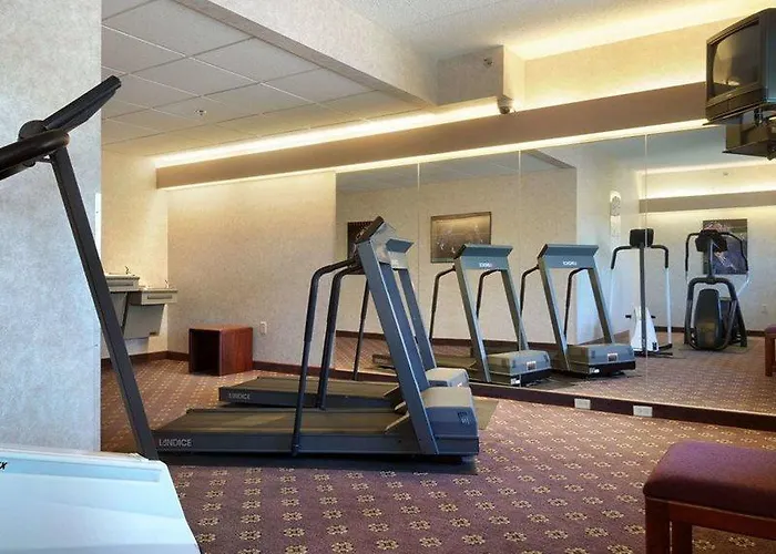 Microtel & By Wyndham Msp Airport